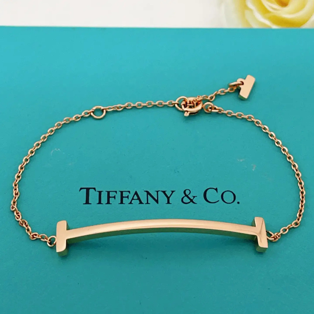 Tiffany & Co. Large Polished Rose Gold Smiley Face Bracelet